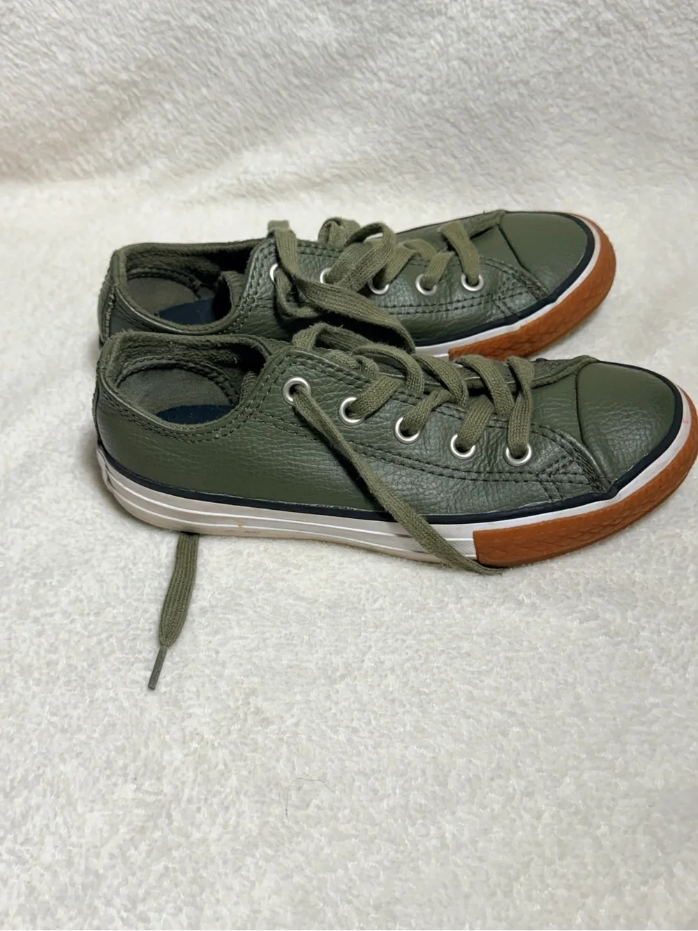 Converse Kids Low Top Sneakers in Olive with Brown Gum Sole